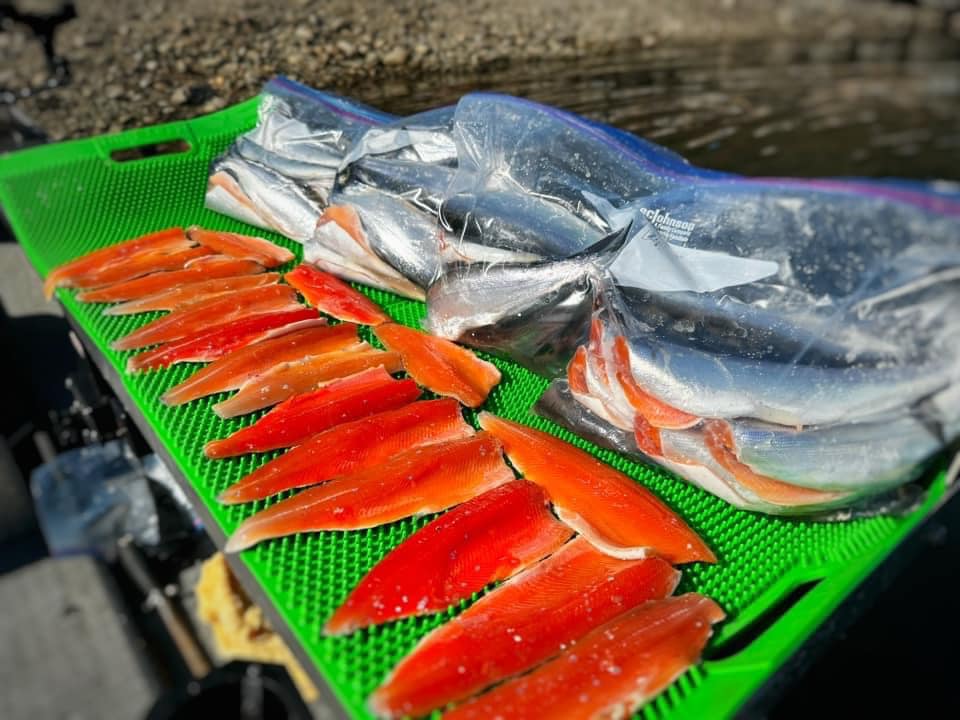Fillet Away Fish Mat (Choose Black, Orange, or Green) 14"x19"
